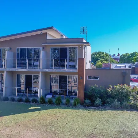 Campaspe Lodge