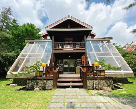 Ailiga Travel Villa Hotels in Nantou