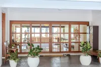 Suntai Villa Resort Hotels in Si Rusa