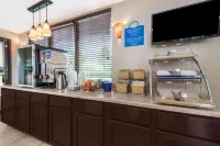 Days Inn by Wyndham Lexington South/Hamburg - breakfast