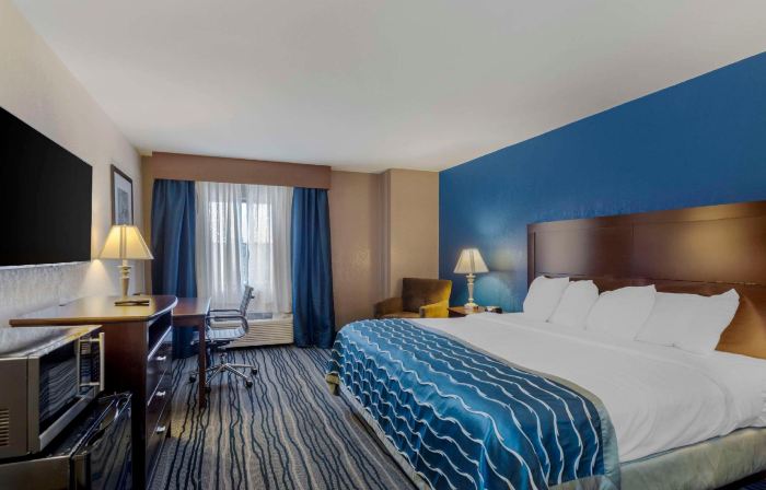 Comfort Inn & Suites