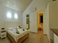 Apella Hotel