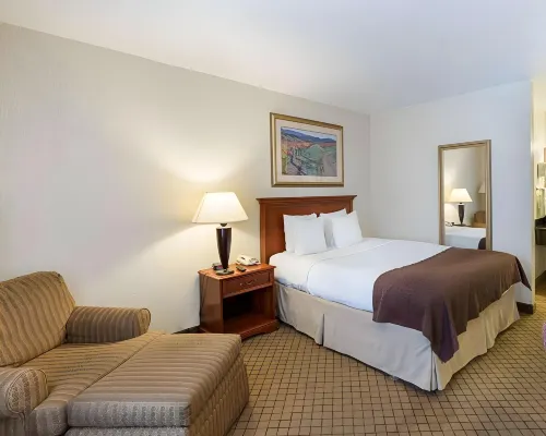 GreenTree Hotel & Extended Stay I-10 Fwy Houston, Channelview, Baytown