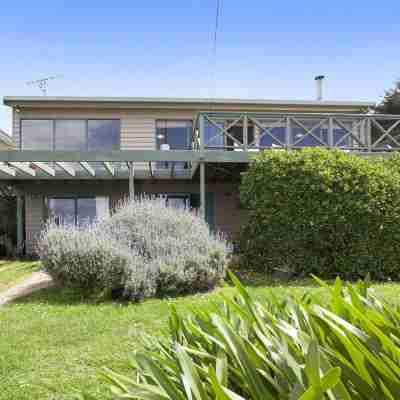Seamoon Apollo Bay - Byo Linen Hotel Exterior