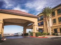 拉斯維加斯機場南拉昆塔温德姆套房酒店 鄰近哈里瑞德國際機場（麥卡倫國際機場）的酒店