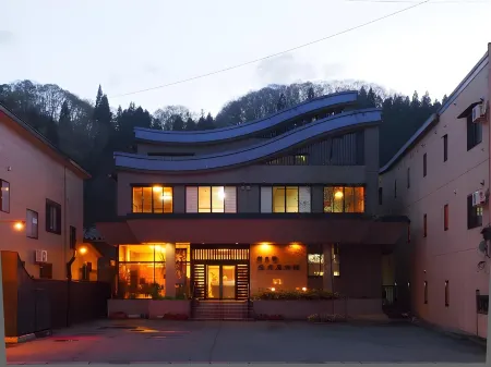 Tofuya Ryokan, Onogawa Onsen, Sauna, Barrier-Free Отели рядом с достопримечательностью «Kasugasan Rinsenji Temple»