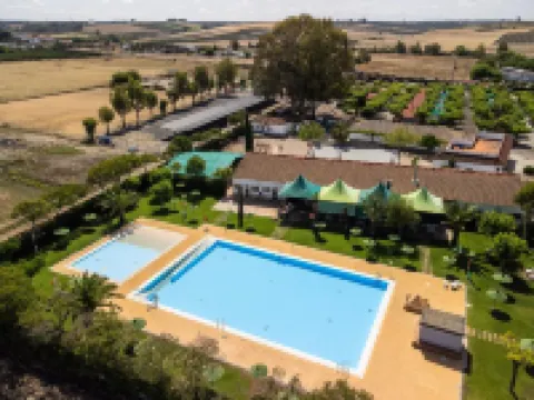 Camping Carlos III Hoteles en Almodóvar del Río