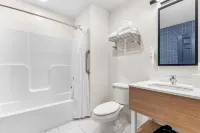 Spark by Hilton Essex Junction Burlington Các khách sạn ở Underhill