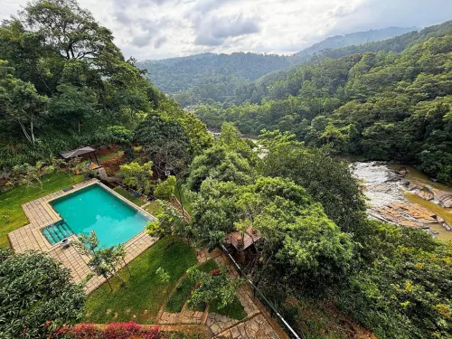 Aqua Dunhinda Villa & Nature Retreat Hotel