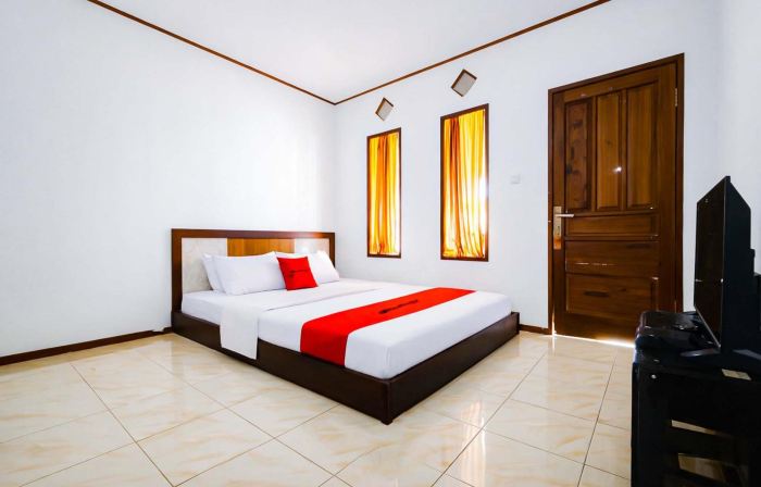 RedDoorz at Pondok Alief near Pantai Ujung Genteng 3
