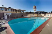 The Islander Motel Santa Cruz CA