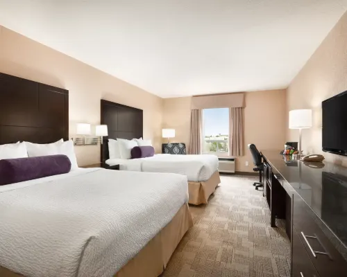 PRAIRIE CREST CALGARY AIRPORT by IHG Отели в г. Калгари