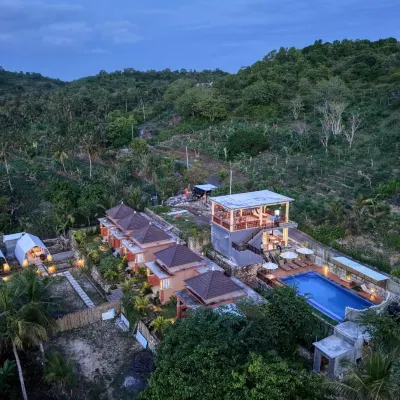 Kelingking Garden Villa Hotels near Turtle Beach