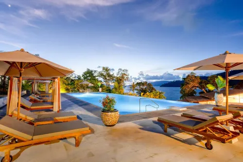 Ten Moons Sunset Villas - 4-Star