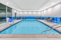 La Quinta Inn & Suites by Wyndham Terrell