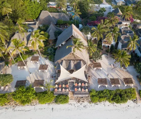 Villa Kiva Boutique Hotel Отели рядом с достопримечательностью «Мнемба»