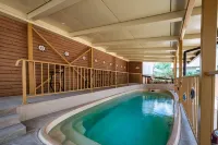 Tango V Polyane Redance Hotel - 인 (Inns)