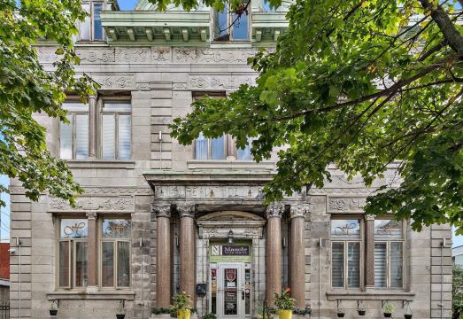 호텔 오베르주 마누아르