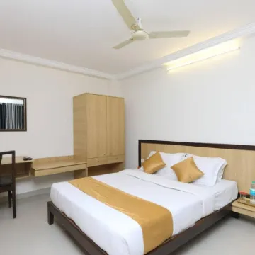 โรงแรม Halfmoon Hospitality โรงแรมใกล้Wide Beach