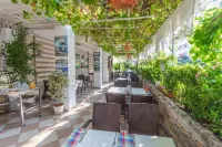 Hotel Dost - Mountain view