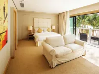 Villa Caemilla Beach Boutique Hotel Hotele w: Malay