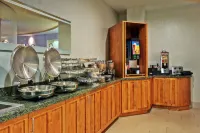 SpringHill Suites Baton Rouge North/Airport - Aamiainen