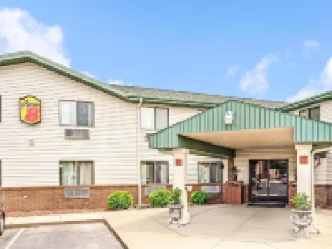 Super 8 by Wyndham Shakopee Hotels in Shakopee