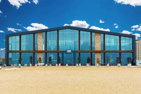 Alleya Resort (Аллея Ресортбывш.Marwa Resort) Отели рядом с достопримечательностью «222»