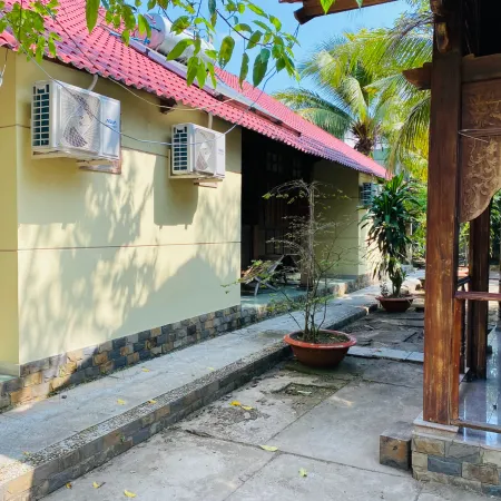 Khach san Sao Mai