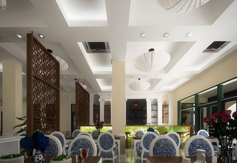 달랏 대성당 근처 호텔의 외부 전경