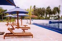 Avery Coconut Island Waterpark Beach Resort Carita - sul mare