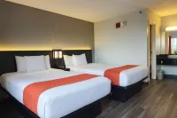 Motel 6 Roseville, MN - Minneapolis North - Pet friendly