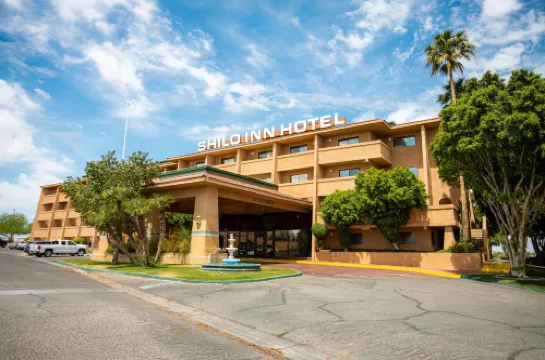 Yuma Inn & Suites