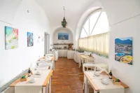 Palatium Mari - Desayuno