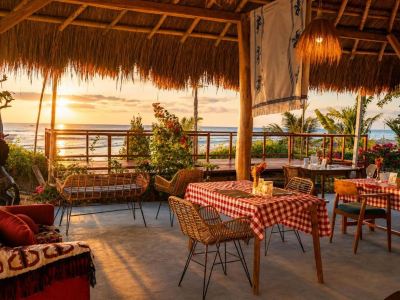 Three Queen Villa and Homestay