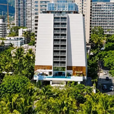 Hotel la Croix Hotels near Magic Island
