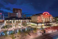 Sheraton Denver Downtown Hotel Hotels in der Nähe von CELL - The Counterterrorism Education Learning Lab