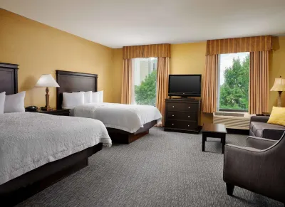 Hampton Inn & Suites Dallas-DFW Arpt W-SH 183 Hurst Các khách sạn gần The Hurst Conference Center