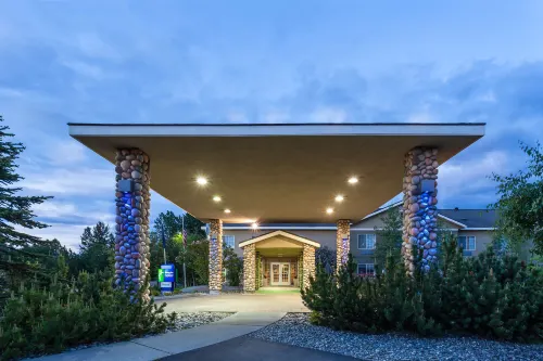Wyndham Garden Anchorage Airport