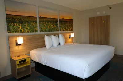 Days Inn by Wyndham Mandan Bismarck Area Отели в г. Мандан
