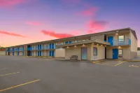 Super 8 by Wyndham Paducah I-24 Exit 4 Hotels in Paducah