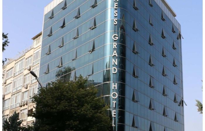 Business Grand Hotel