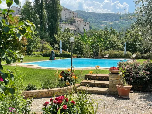Borgo San Valentino Hotels in Arrone