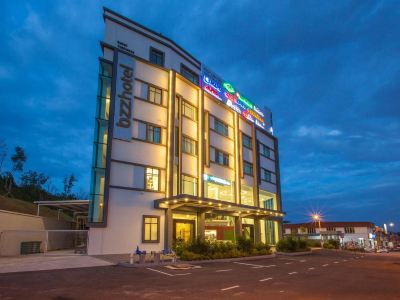 Bzz Hotel Skudai