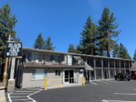 南太浩湖黑傑克酒店