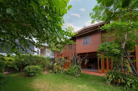 Sukhothai Garden Отели рядом с достопримечательностью «Wat Traphang Tong Lang»