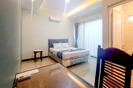 OYO 92479 Pasadena House