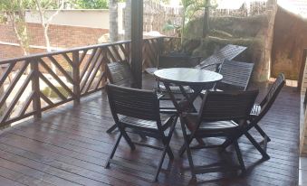Bon A VIE Self-Catering and b&b Gonubie Full Solar Power, No Load Shedding!