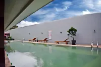 Meotel Purwokerto by Dafam - Kolam Renang