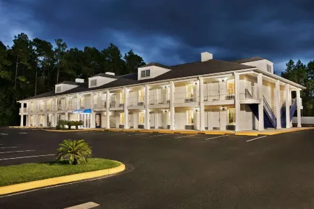 金斯蘭温德姆唄盟酒店